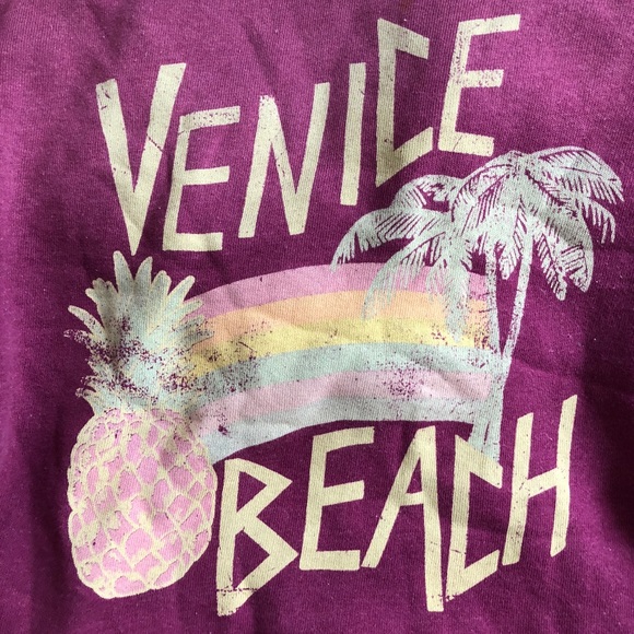 Wildfox magenta cropped sweatshirt - Picture 3 of 3